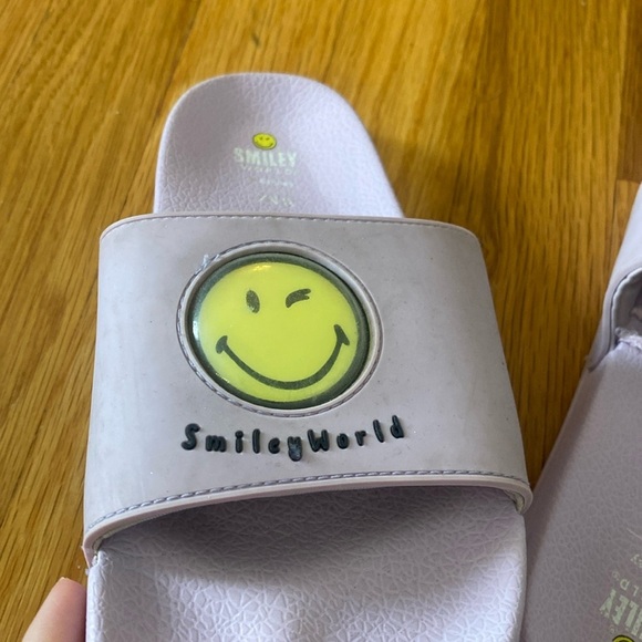 Zara Smiley World Girls Purple Sandals Size 34/35 size 2.5/3 - Picture 4 of 6
